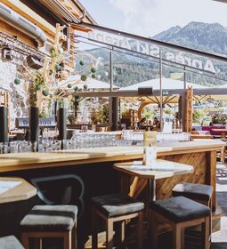 The Après Ski Arena in the Baumbar by day | © JFK PHOTOGRAPHY by Juergen Feichter